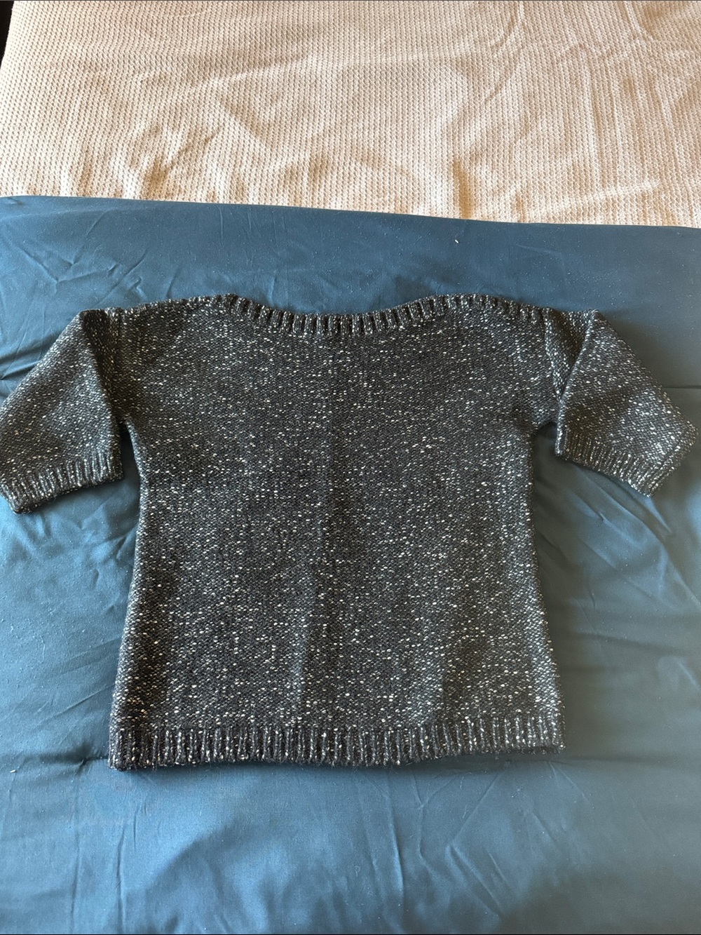 Banana Republic Black Mottled Cropped Sweater - excellent preowned condition!